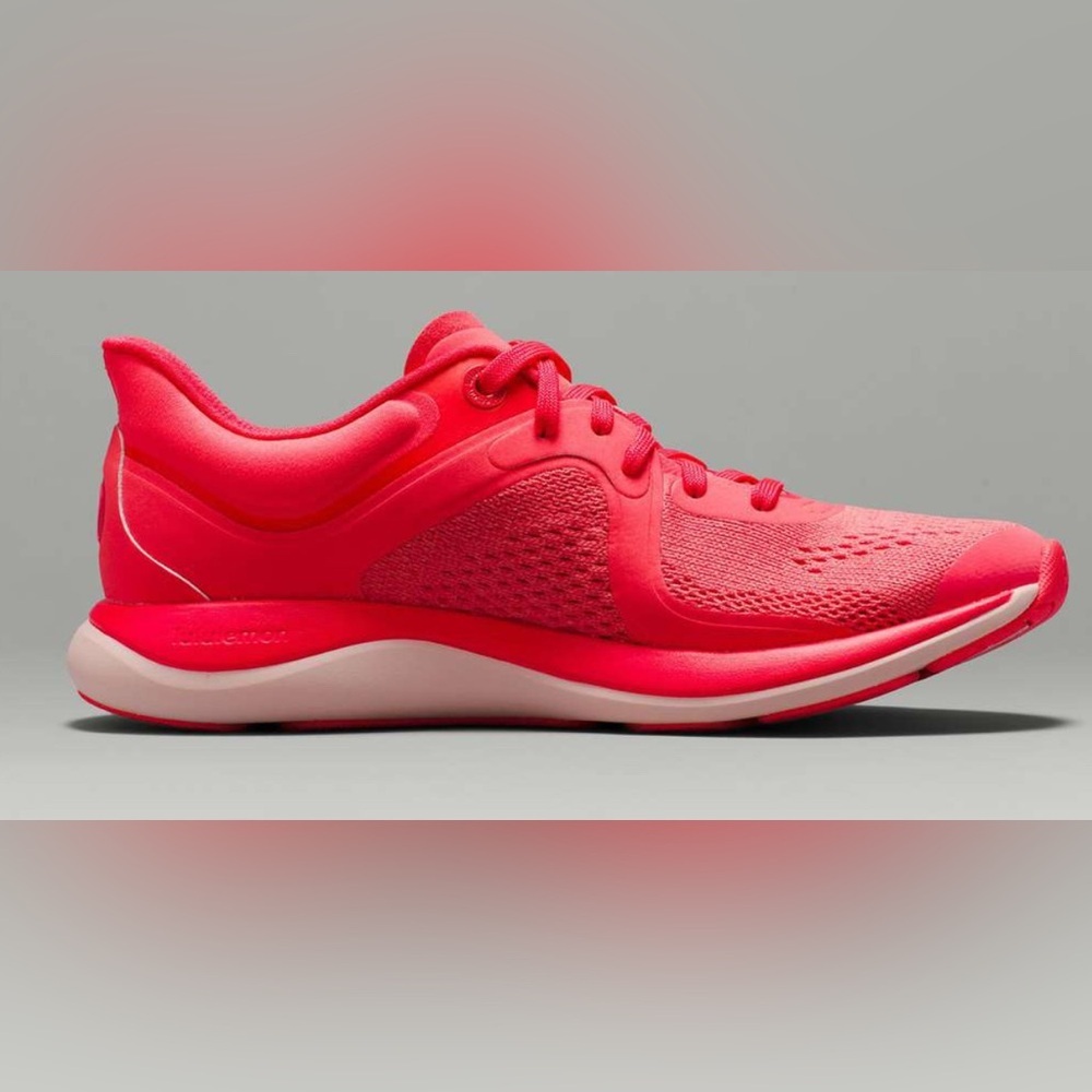NWOB Lululemon Chargefeel Low Womens Workout Shoe Flare / Flare / Pink Mist